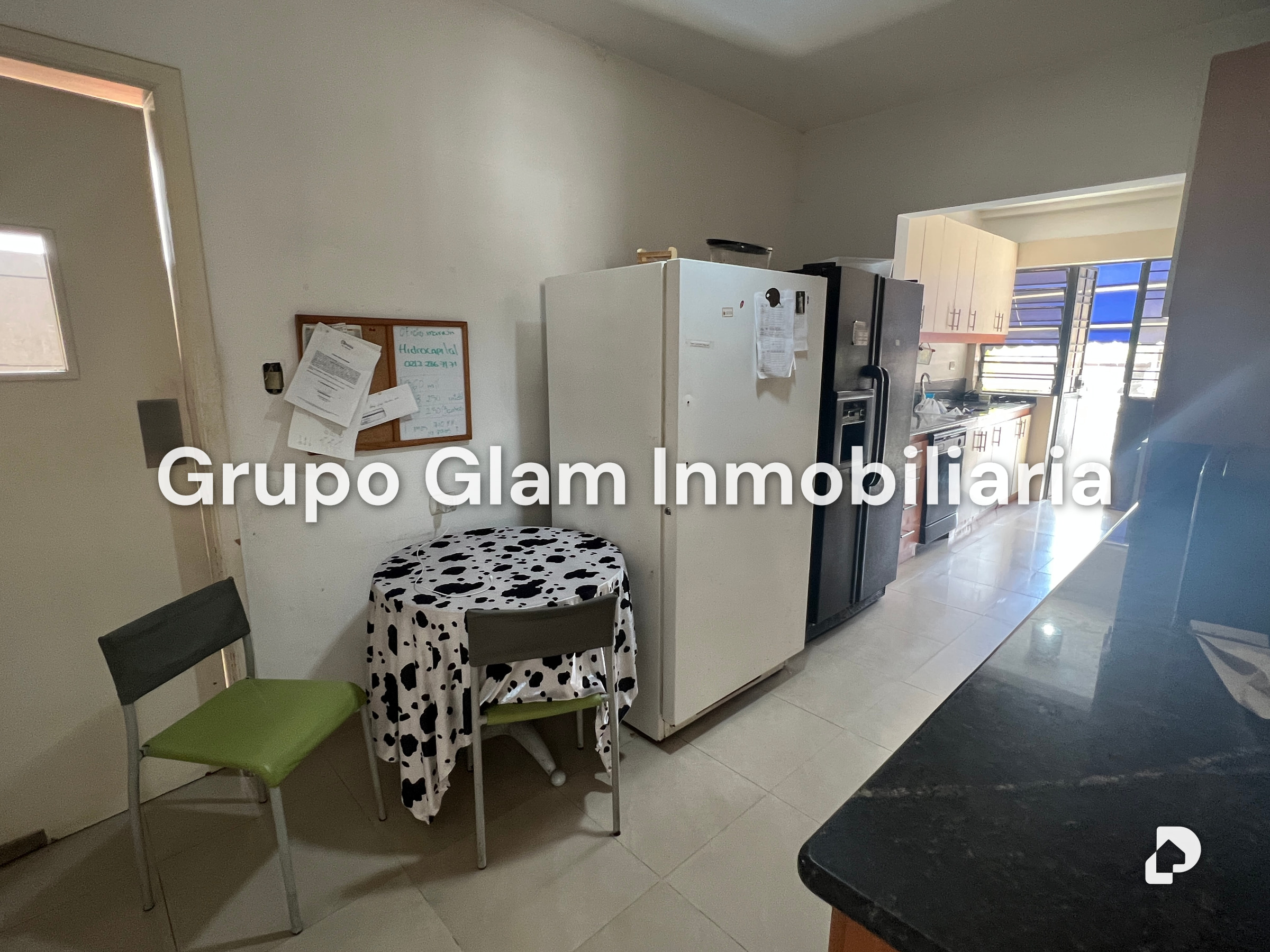 Casa en Altamira, Caracas – 19