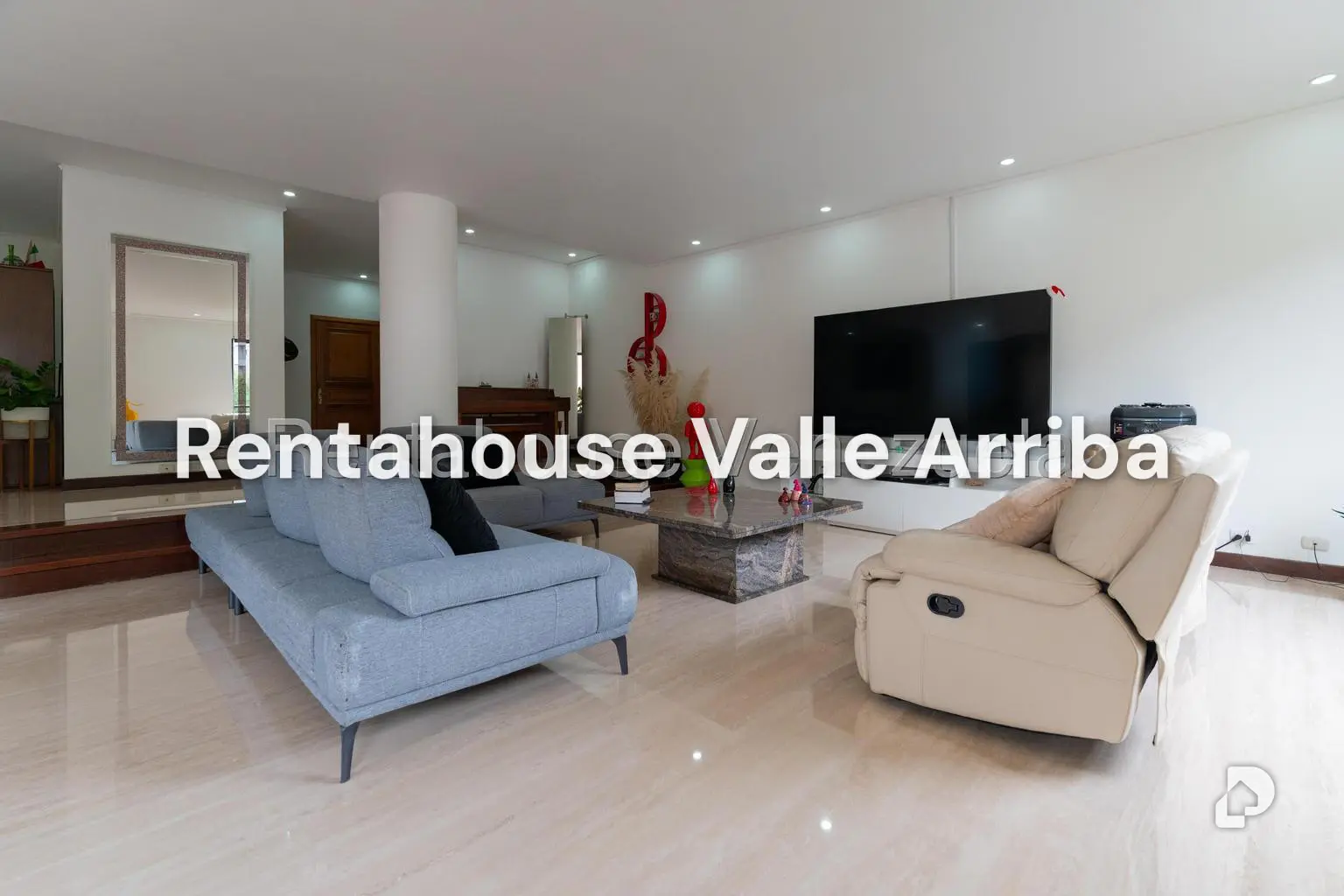 Apartamento en Los Palos Grandes, Caracas – 11
