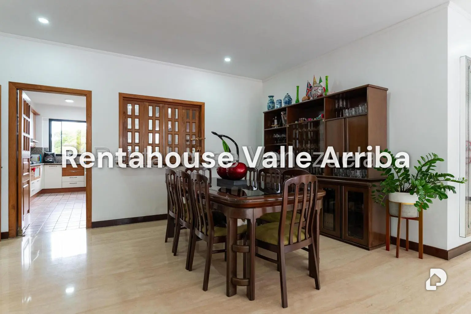 Apartamento en Los Palos Grandes, Caracas – 19