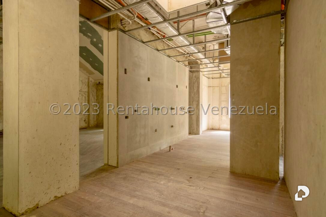 Casa en Cerro Verde, Caracas – 34