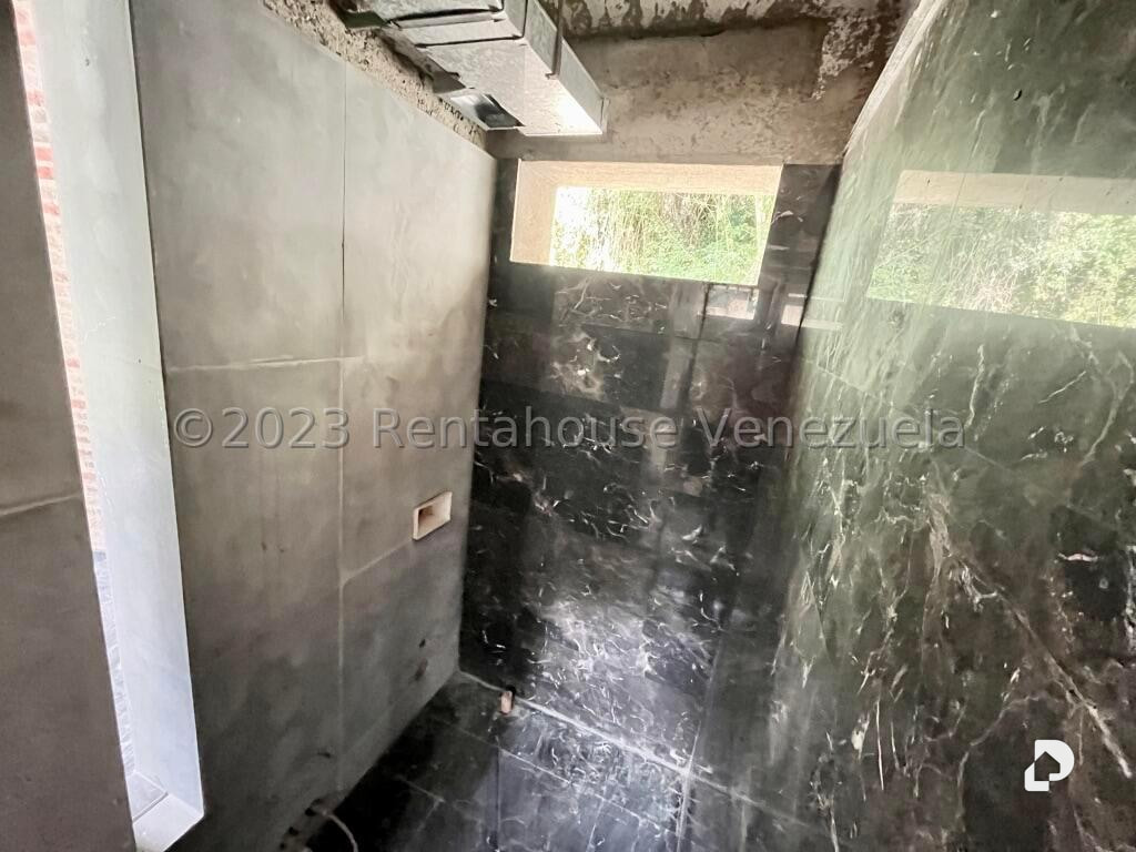 Casa en Cerro Verde, Caracas – 39