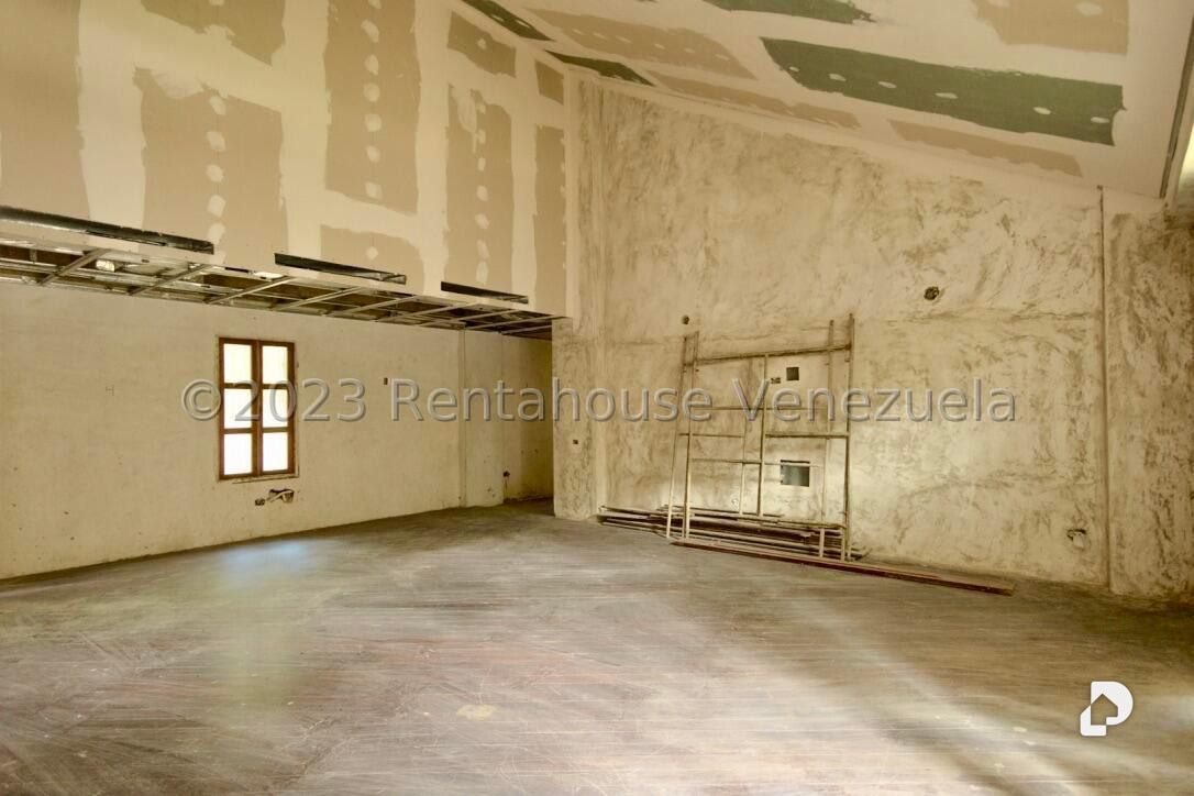 Casa en Cerro Verde, Caracas – 32