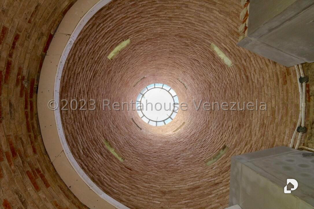 Casa en Cerro Verde, Caracas – 38