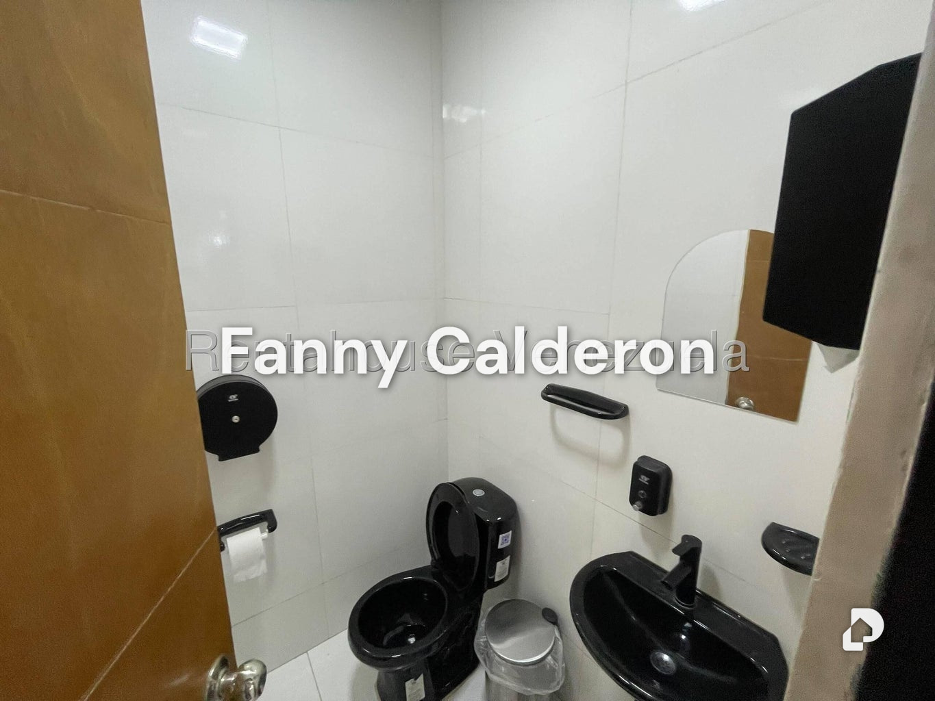 Local comercial en Catia, Caracas – 11
